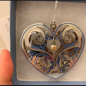 Heart of the Holidays Pearl Ornament